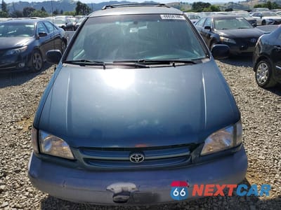 Piąte zdjęcie samochodu w środku: 2000 TOYOTA SIENNA LE VIN:4T3ZF13C1YU316399 - miniatura