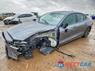 2020 VOLVO S60 T5 MOMENTUM 7JR102FK4LG046873 - główne zdjęcie licytacji z USA - miniatura