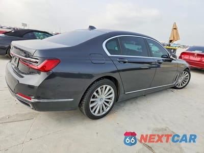 Trzecie zdjęcie samochodu z tyłu: 2022 BMW 740 I VIN:WBA7T2C07NCH07471 - miniatura