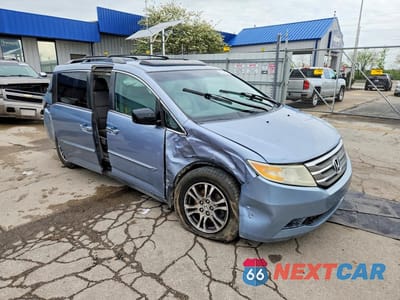 Czwarte zdjęcie samochodu z boku: 2011 HONDA ODYSSEY EXL VIN:5FNRL5H62BB080555 - miniatura