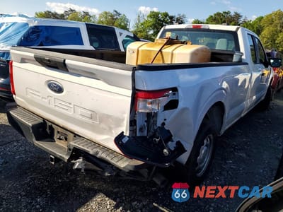 Trzecie zdjęcie samochodu z tyłu: 2023 FORD F150 SUPER CAB VIN:1FTEX1C58PKE18271 - miniatura