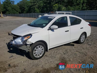 2018 NISSAN VERSA S 3N1CN7APXJL888203 - główne zdjęcie licytacji z USA - miniatura