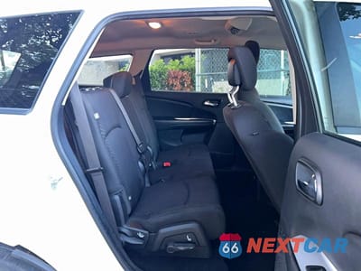 Zdjęcie 6 z 10 samochodu: 2018 DODGE JOURNEY SXT VIN:3C4PDCBG5JT507608 - miniatura