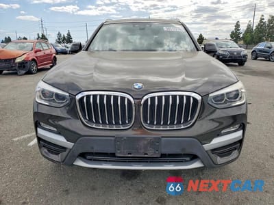 Piąte zdjęcie samochodu w środku: 2019 BMW X3 SDRIVE30I VIN:5UXTR7C59KLE98012 - miniatura