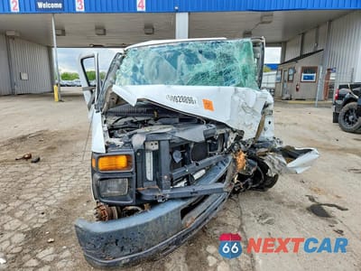 Piąte zdjęcie samochodu w środku: 2010 FORD E350 DELIVERY VAN VIN:1FTSE3EL6ADA23503 - miniatura