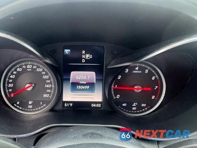 Zdjęcie 8 z 10 samochodu: 2015 MERCEDES-BENZ C 300 4MATIC VIN:55SWF4KBXFU006816 - miniatura