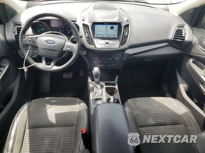 Zdjęcie 8 z 12 samochodu: 2019 FORD ESCAPE SE VIN:1FMCU0GD7KUB29399 - miniatura