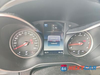 Zdjęcie 9 z 13 samochodu: 2016 MERCEDES-BENZ C 300 VIN:55SWF4JB9GU132992 - miniatura