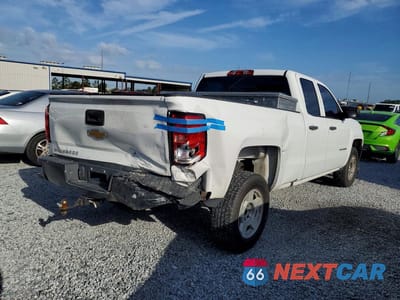 Trzecie zdjęcie samochodu z tyłu: 2017 CHEVROLET SILVERADO C1500 VIN:1GCRCNEH0HZ157299 - miniatura