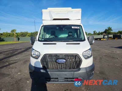 Piąte zdjęcie samochodu w środku: 2020 FORD TRANSIT DELIVERY TRUCK VIN:1FDBW5Z8XLKB30322 - miniatura