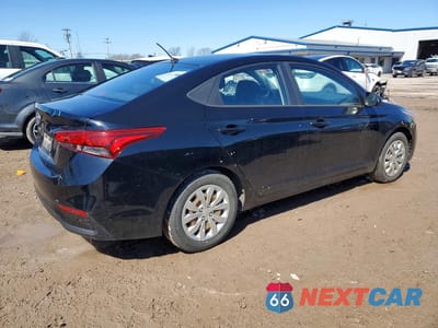 Trzecie zdjęcie samochodu z tyłu: 2019 HYUNDAI ACCENT SE VIN:3KPC24A37KE073187 - miniatura