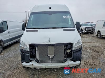 Piąte zdjęcie samochodu w środku: 2021 MERCEDES BENZ SPRINTER 2500 UTILITY / SERVICE VAN VIN:W1Y4EBHY3MT067636 - miniatura