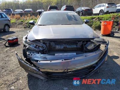 Piąte zdjęcie samochodu w środku: 2018 HONDA ACCORD SPORT VIN:1HGCV1F31JA229516 - miniatura