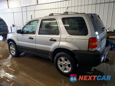 Drugie zdjęcie samochodu z przodu: 2006 FORD ESCAPE XLT VIN:1FMYU03146KA23656 - miniatura