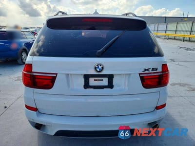 Zdjęcie 6 z 12 samochodu: 2013 BMW X5 XDRIVE35I VIN:5UXZV4C51D0E03287 - miniatura