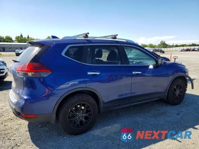 Trzecie zdjęcie samochodu z tyłu: 2017 NISSAN ROGUE SV VIN:JN8AT2MT2HW145985 - miniatura