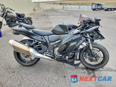 2025 SUZUKI GSX1300 RR JS1EJ11D7S7100014 - główne zdjęcie licytacji z USA - miniatura