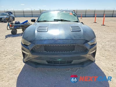 Piąte zdjęcie samochodu w środku: 2020 FORD MUSTANG VIN:1FA6P8THXL5169896 - miniatura