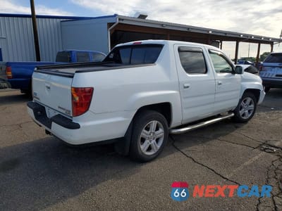 Trzecie zdjęcie samochodu z tyłu: 2011 HONDA RIDGELINE RTL VIN:5FPYK1F54BB452602 - miniatura