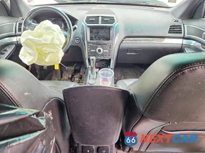 Zdjęcie 8 z 13 samochodu: 2016 FORD EXPLORER LIMITED VIN:1FM5K8FH2GGC83168 - miniatura