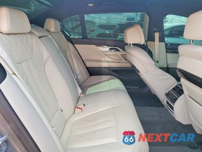 Zdjęcie 10 z 12 samochodu: 2021 BMW 740 XI VIN:WBA7T4C05MCG08402 - miniatura