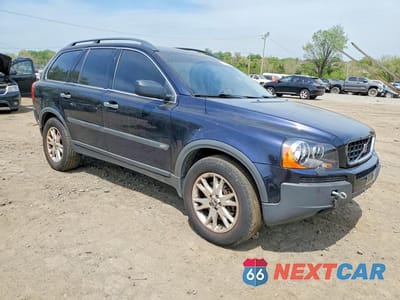 Czwarte zdjęcie samochodu z boku: 2005 VOLVO XC90 T6 VIN:YV1CZ911451167679 - miniatura