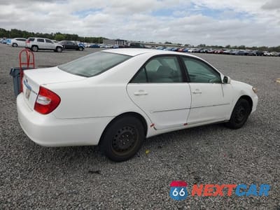 Trzecie zdjęcie samochodu z tyłu: 2004 TOYOTA CAMRY XLE VIN:4T1BE32K44U314979 - miniatura