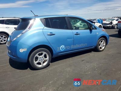 Trzecie zdjęcie samochodu z tyłu: 2011 NISS LEAF VIN:JN1AZ0CP1BT008762 - miniatura