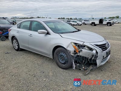 Czwarte zdjęcie samochodu z boku: 2014 NISSAN ALTIMA 2.5 S VIN:1N4AL3AP0EN359275 - miniatura