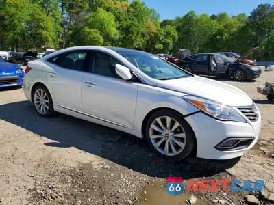 Czwarte zdjęcie samochodu z boku: 2015 HYUNDAI AZERA LIMITED VIN:KMHFH4JG0FA433242 - miniatura