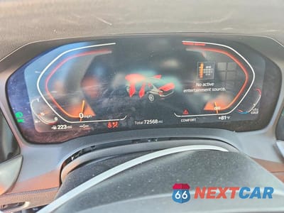 Zdjęcie 9 z 12 samochodu: 2019 BMW 330I VIN:WBA5R1C59KFH14038 - miniatura