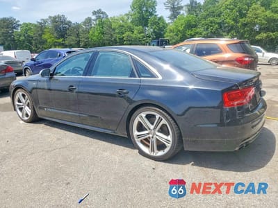 Drugie zdjęcie samochodu z przodu: 2020 AUDI S8 QUATTRO VIN:WAUD2AFD2DN020235 - miniatura