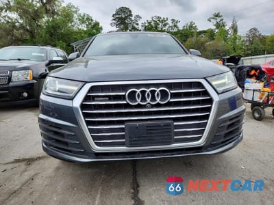 Piąte zdjęcie samochodu w środku: 2019 AUDI Q7 PROGRESSIV S-LINE VIN:WA1MAAF71KD018392 - miniatura