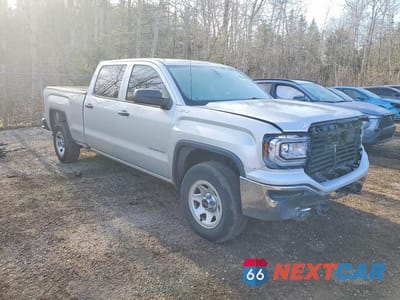 Czwarte zdjęcie samochodu z boku: 2018 GMC SIERRA K1500 VIN:3GTU2LEC6JG329413 - miniatura