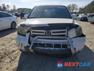 Piąte zdjęcie samochodu w środku: 2007 HONDA PILOT EXL VIN:2HKYF185X7H531663 - miniatura