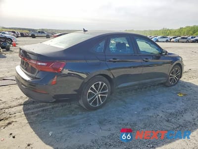 Trzecie zdjęcie samochodu z tyłu: 2025 VOLKSWAGEN JETTA SPORT VIN:3VWBX7BU5SM038026 - miniatura