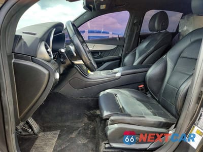 Zdjęcie 7 z 13 samochodu: 2021 MERCEDES-BENZ GLC COUPE 300 4MATIC VIN:W1N0J8EB3MF987632 - miniatura