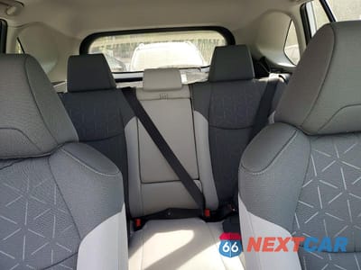 Zdjęcie 10 z 12 samochodu: 2025 TOYOTA RAV4 XLE VIN:2T3W1RFVXSC352842 - miniatura