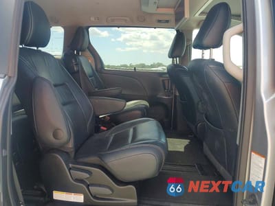 Zdjęcie 11 z 14 samochodu: 2015 TOYOTA SIENNA SPORT VIN:5TDXK3DCXFS677965 - miniatura