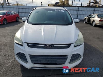 Piąte zdjęcie samochodu w środku: 2014 FORD ESCAPE SE VIN:1FMCU0GX8EUC69914 - miniatura