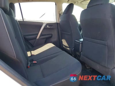 Zdjęcie 11 z 13 samochodu: 2018 TOYOTA RAV4 XLE VIN:2T3WFREV0JW476327 - miniatura