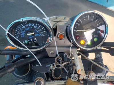 Zdjęcie 7 z 9 samochodu: 1997 HONDA CB750 VIN:JH2RC3813VM500013 - miniatura