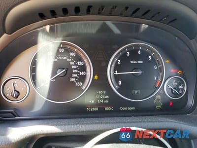 Zdjęcie 9 z 14 samochodu: 2013 BMW X3 XDRIVE28I VIN:5UXWX9C5XD0D00024 - miniatura