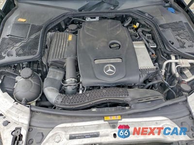 Zdjęcie 11 z 12 samochodu: 2016 MERCEDES-BENZ C 300 4MATIC VIN:55SWF4KB1GU111455 - miniatura