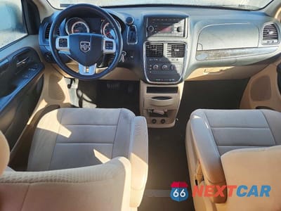 Zdjęcie 8 z 13 samochodu: 2014 DODGE GRAND CARAVAN SE VIN:2C4RDGBGXER248185 - miniatura