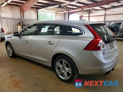 Drugie zdjęcie samochodu z przodu: 2015 VOLVO V60 PREMIER VIN:YV140MEK1F1255062 - miniatura