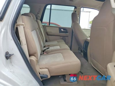 Zdjęcie 11 z 13 samochodu: 2003 FORD EXPEDITION XLT VIN:1FMFU15L43LB36461 - miniatura