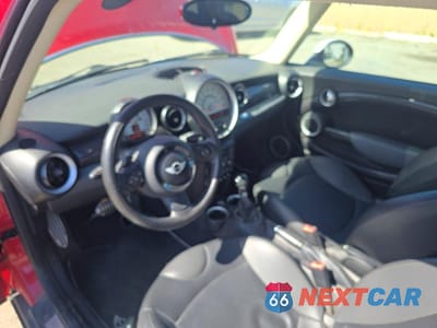 Zdjęcie 9 z 10 samochodu: 2012 MINI COOPER S VIN:WMWSV3C52CT385869 - miniatura