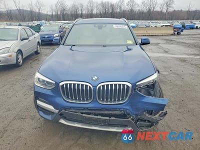 Piąte zdjęcie samochodu w środku: 2021 BMW X3 XDRIVE30I VIN:5UXTY5C00M9F46282 - miniatura