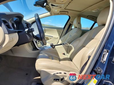 Zdjęcie 7 z 11 samochodu: 2012 VOLVO S60 T5 VIN:YV1622FS3C2130544 - miniatura